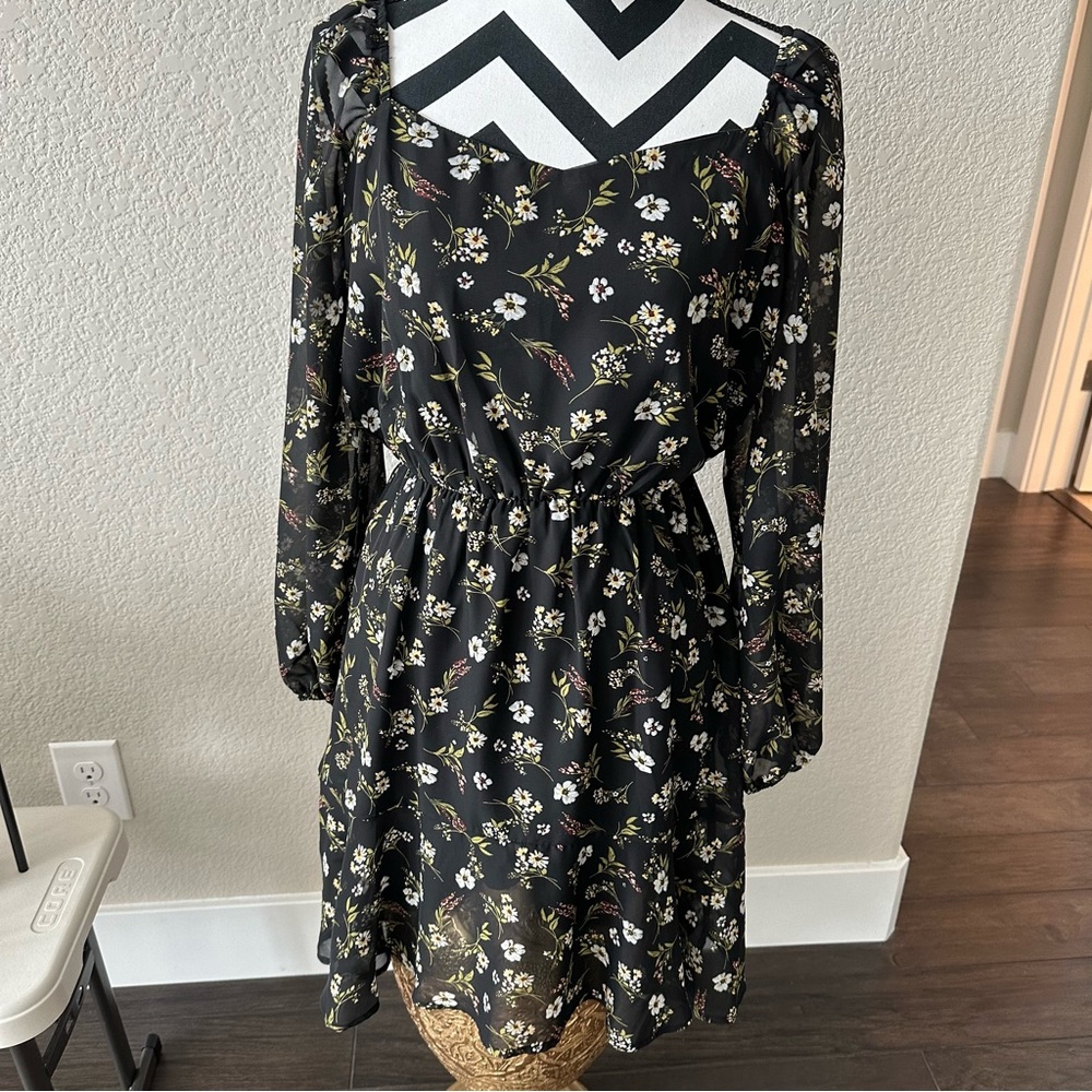 All in Favor || black floral square neck sweetheart A-line dress
